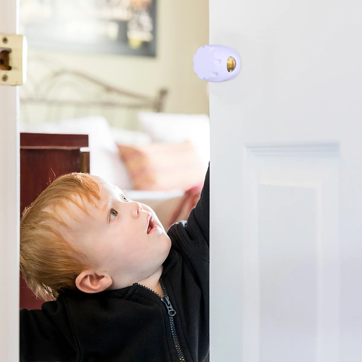 4 قطعة أقفال مقبض الباب حامي آمن للأطفال سهلة للبالغين يصعب للأطفال الصغار تصميم مضاد للتصادم مقبض الباب غطاء أمان