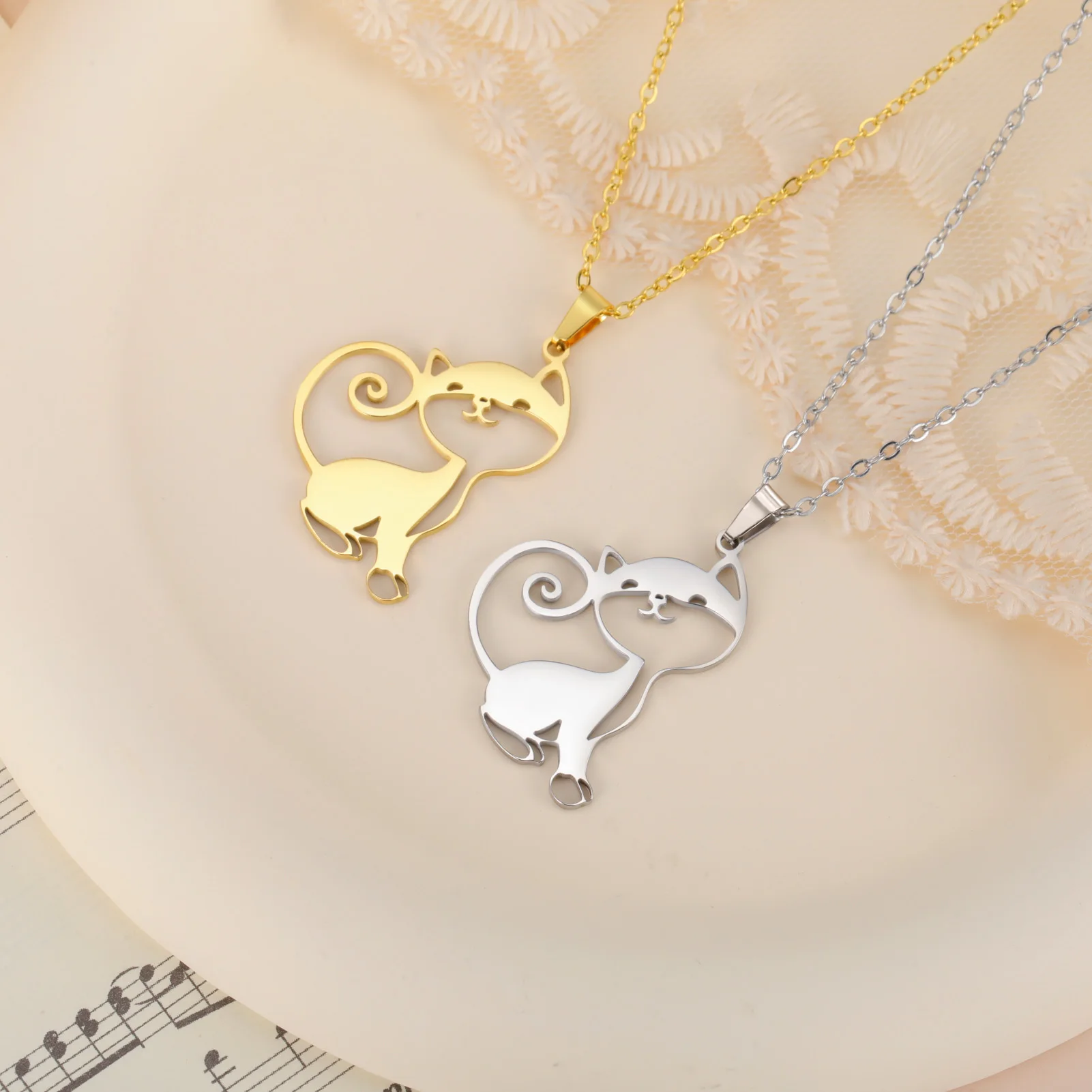 Lemegeton Lovely Cat Necklace Stainless Steel Jewelry Kitten Pet Animal Pendant Women Choker Trend New Year Valentine's Day Gift