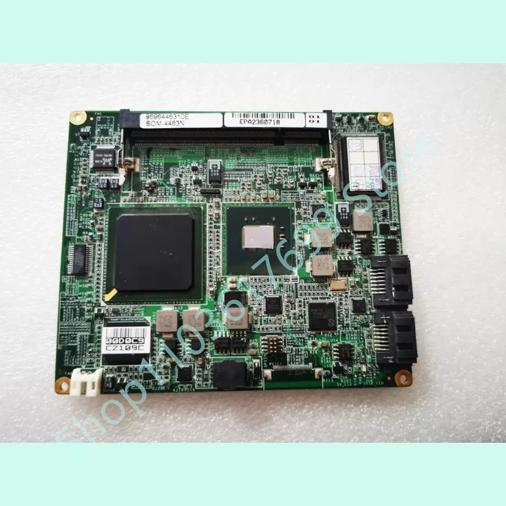 

Промышленная материнская плата SOM-4463N со стабильной производительностью