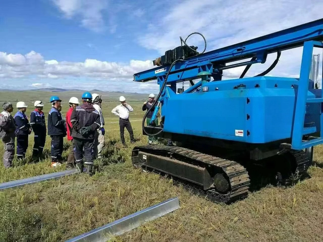 2025 4M Push Post Solar Pile Driver For Solar Panel Project In Myanmar