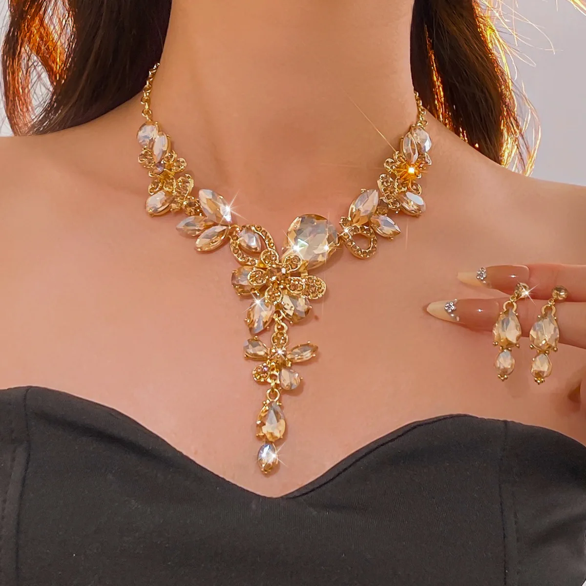 European and American cross-border diamond-encrusted water drop flower stud earrings necklace set niche design collarbone chain