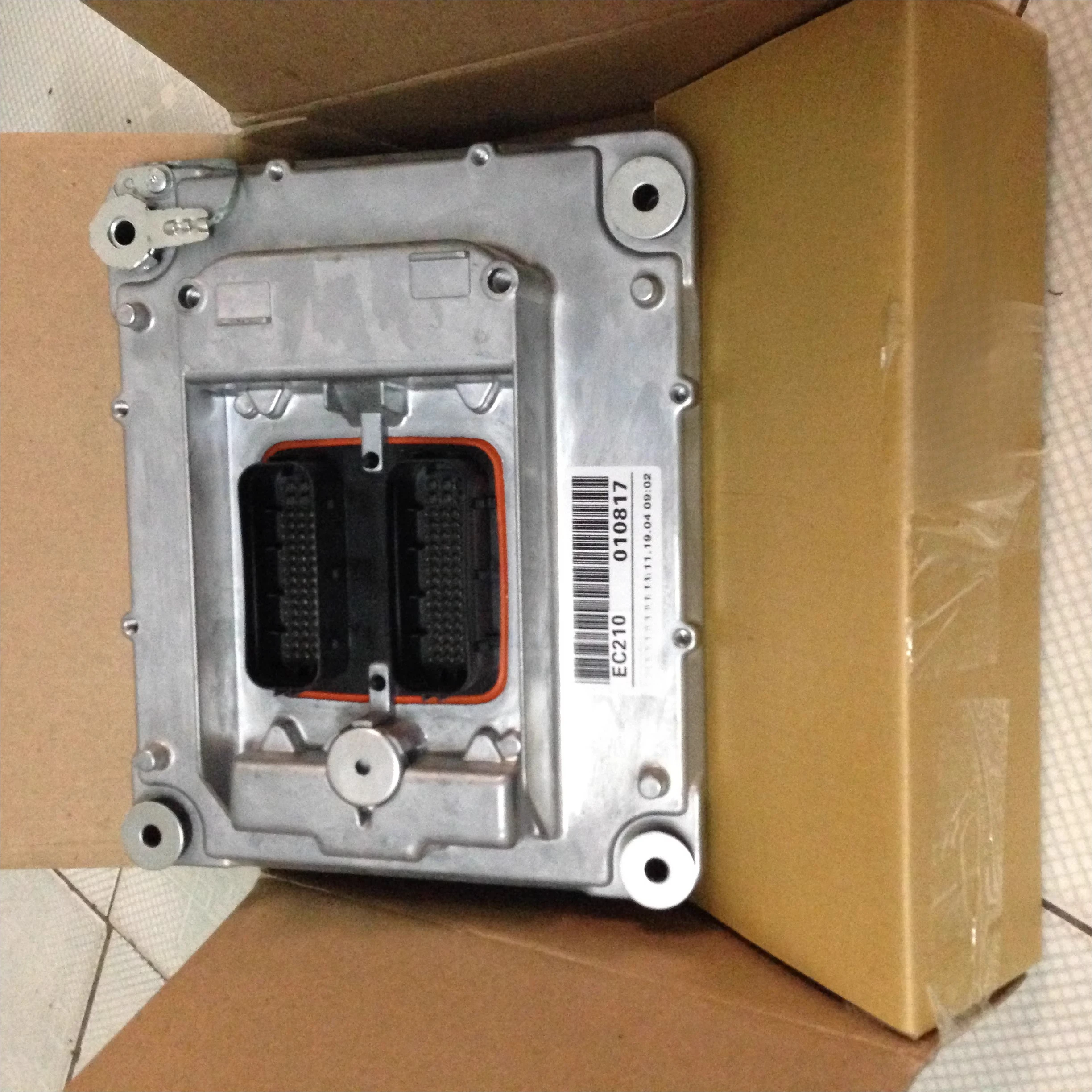 Excavator Parts EC210D6E Engine Computer Edition 60100000