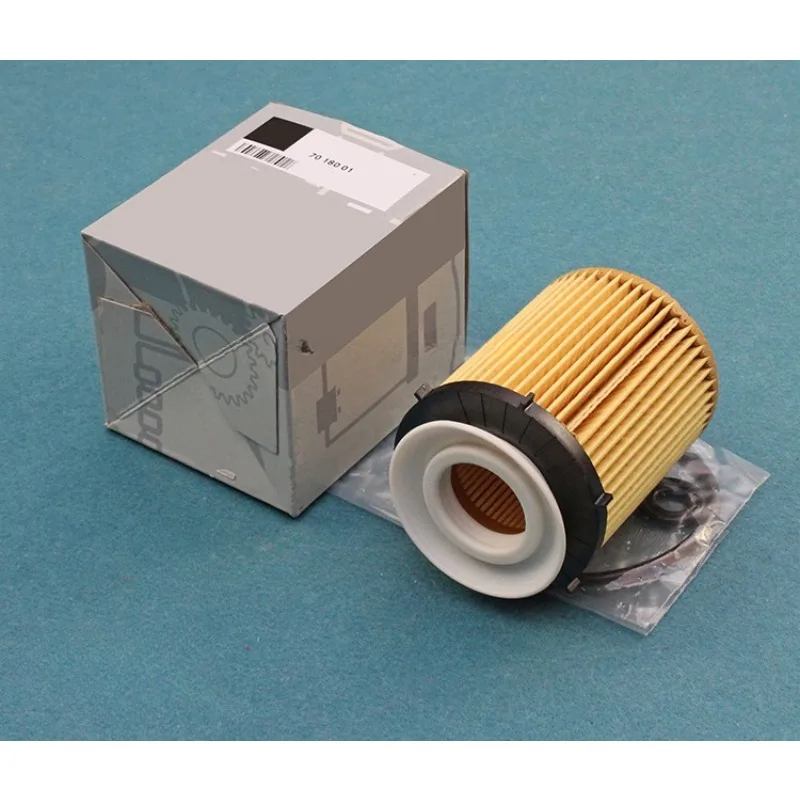 

Oil Filter Cleaner for Mercedes Benz C180 E200 GLC300 SLC CLS GLA CLA A-class QX30 Q50