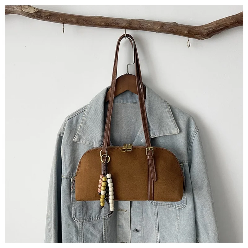 Women Retro Suede Baguette Shoulder Bag Wooden Bead Tassel Pendant Vintage Zipper Crossbody Handbag for Autumn