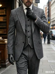 3 Pieces Men's Grey Herringbone Suits Formal Slim Fit Peak Lapel Tweed Prom Tuxedos For Wedding Groomsmen (Blazer+Vest+Pants)