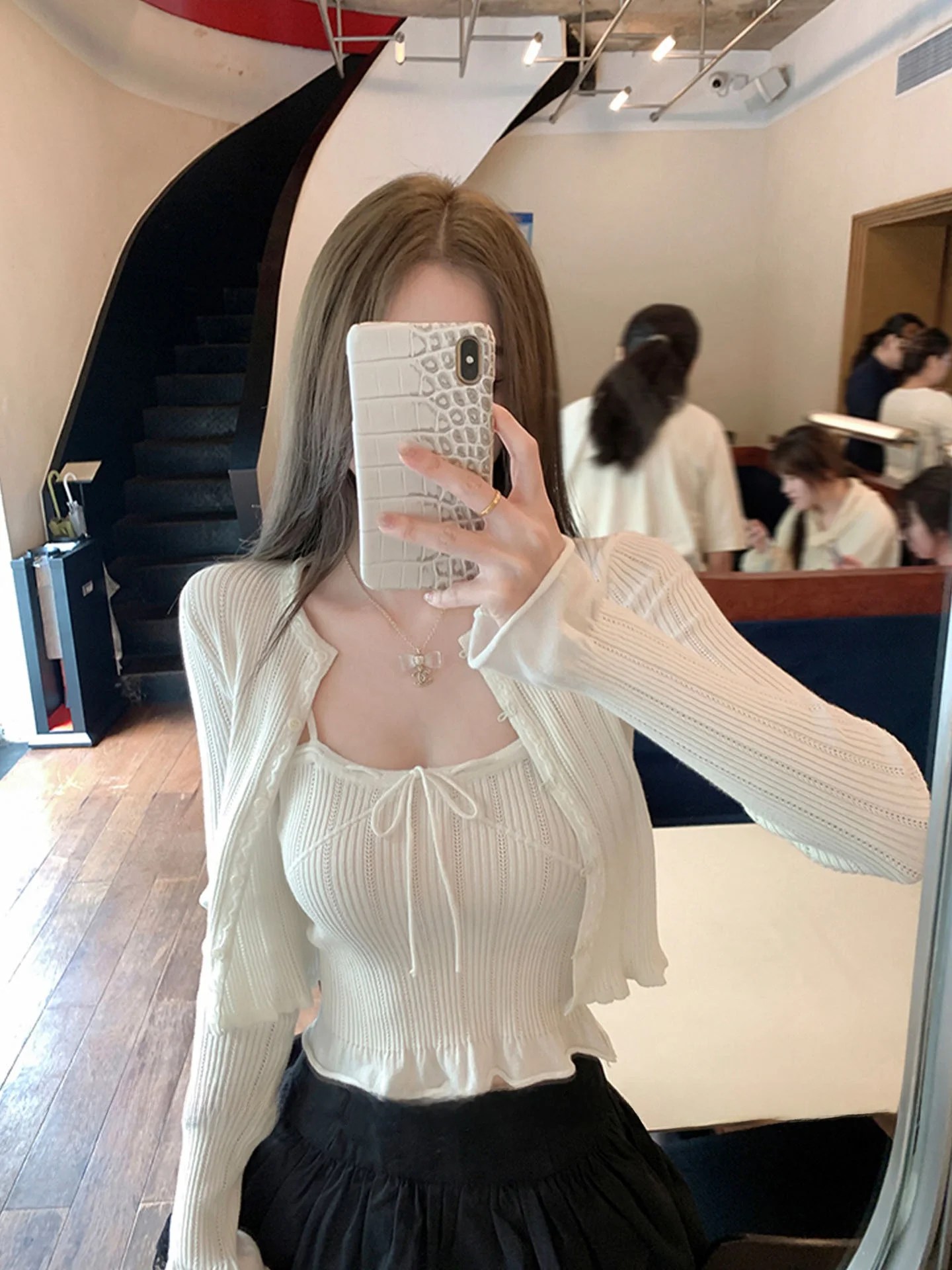 

White Knitted Wrap Top And Cardigan Set Women's Early Autumn Fashion Luxury Style Long Sleeve Sun Protection Two-Piece Set