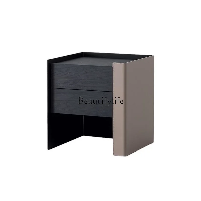 

Minimalist bedside table Modern minimalist high-end bedroom Fashion smoked bedside locker