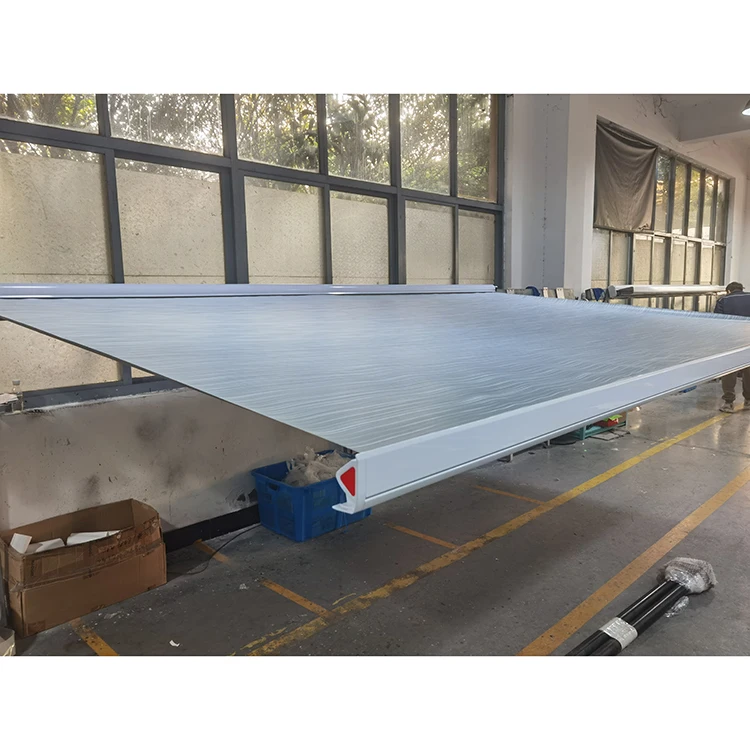 

Good Quality 4x2.5m European Style Awning With PVC With Mesh Or Terylene Camping Shelter Rv Parts