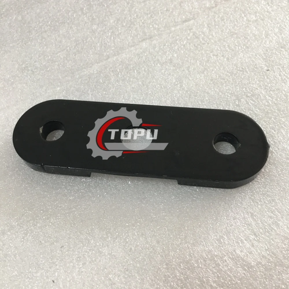 Front Door Plate 7283637 for Bobcat Loader S450 S510 S530 S550 S570 S650 T550 T590 T630 T650 T770 T870 A770
