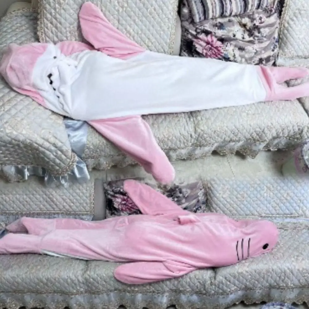 Cartoon Shark Conjoined Pajamas Hoodie Thick Warm Plush Shark Pajamas Cosplay Costume Nightwear Winter Bodysuit Sleepwear Women