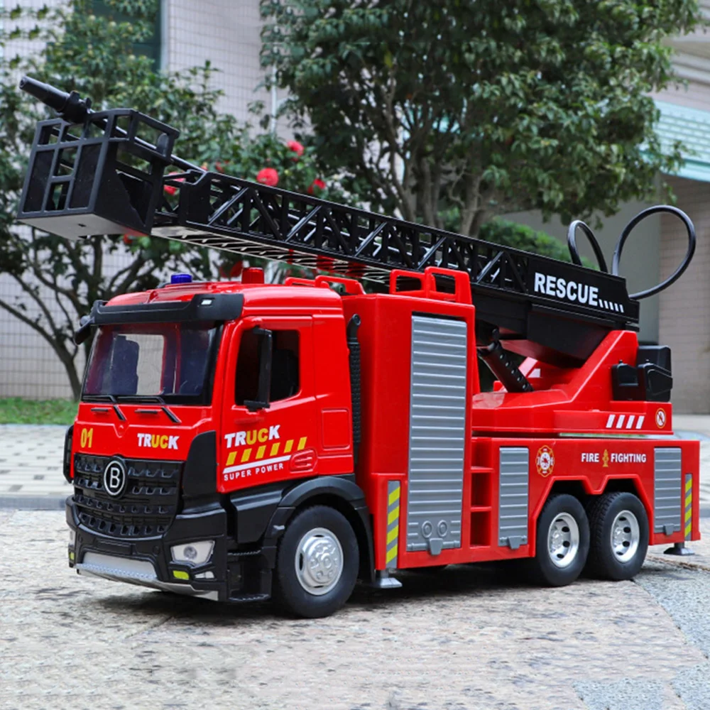 

1:24 Alloy Diecast Fire Engine Cars Toys Models Doors Opened Water Tank Truck Light Music Aerial Ladder Fire Trucks Adult Gifts