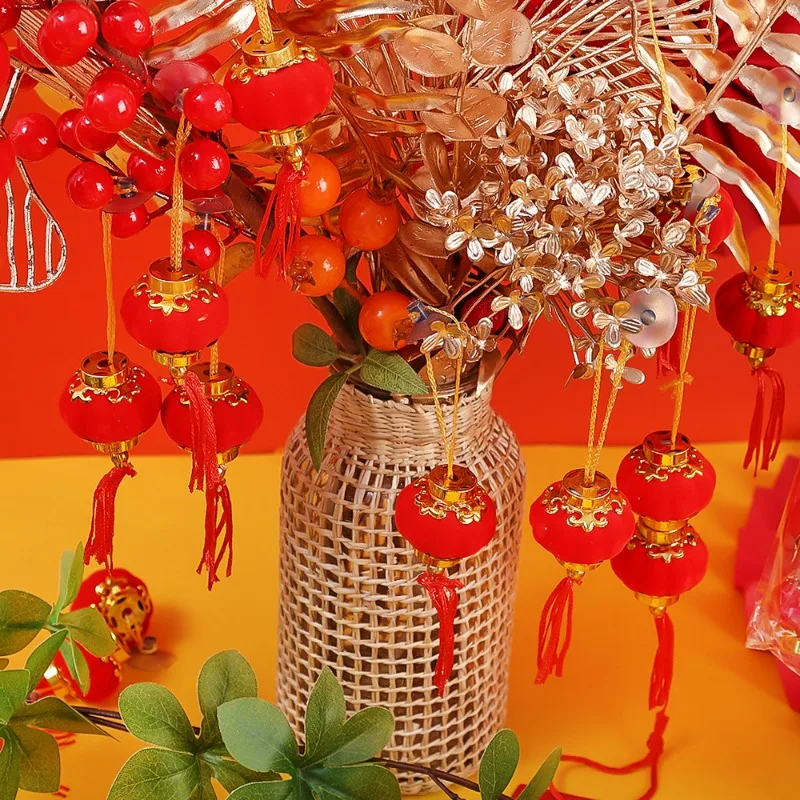 90/30x Mini Red Flocking Lanterns Lucky Hanging Decor with Golden Wedding Chinese New Year Spring Festival Lantern Decor Outdoor