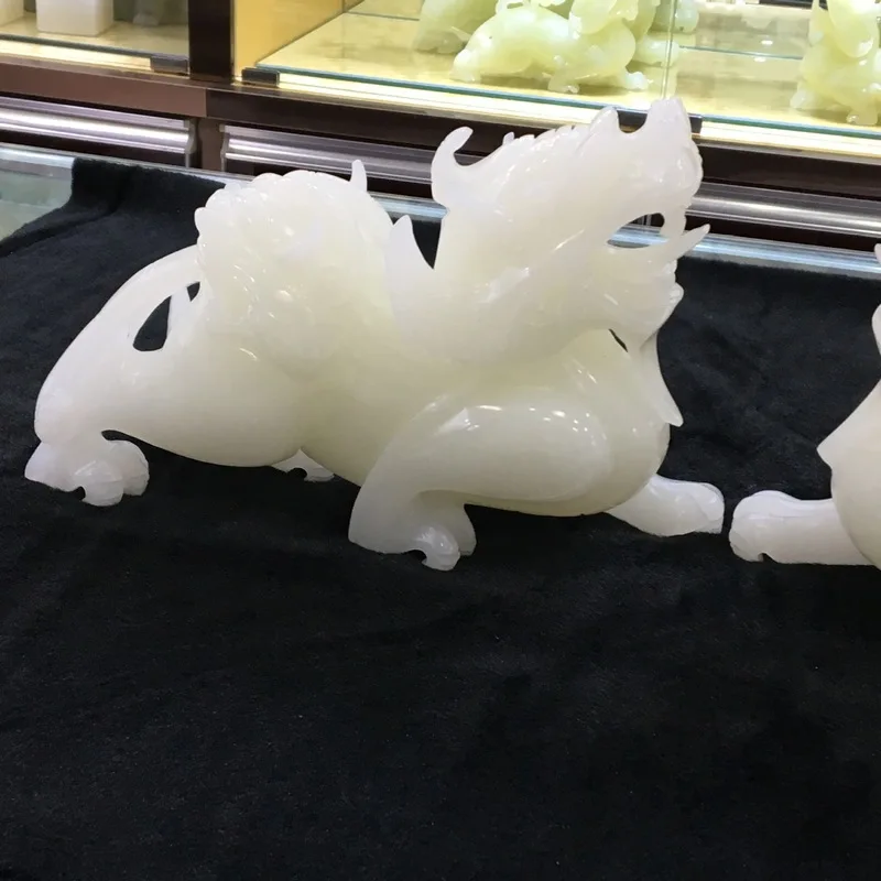 Wholesale jade gift ornaments, Pixiu suitable for both front and back Afghan White Jade Pixiu Ornament Home Decoration Gift