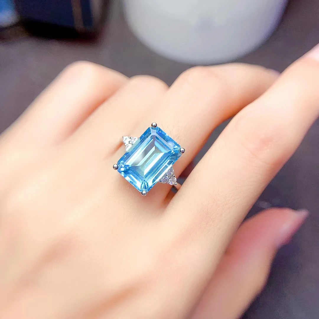 

Luxury Style 6ct Topaz Ring for Party 10mm*14mm VVS Grade Light Blue Topaz 925 Silver Ring 3 Layers Gold Plating No Fading