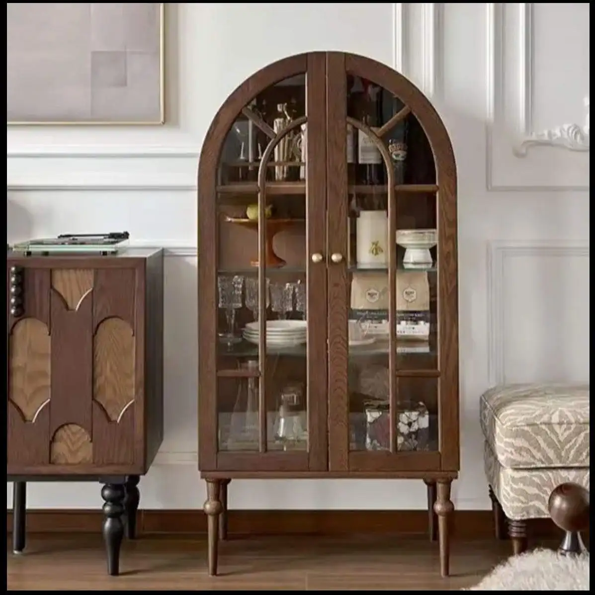 

American arch-shaped retro windshield display cabinet living room TV side cabinet
