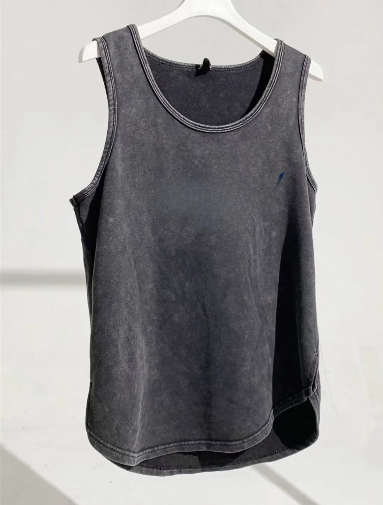 colete-esportivo-sem-mangas-unissex-novo-de-verao-da-outlet-top-fitness-moderno-para-estilo-de-vida-ativo