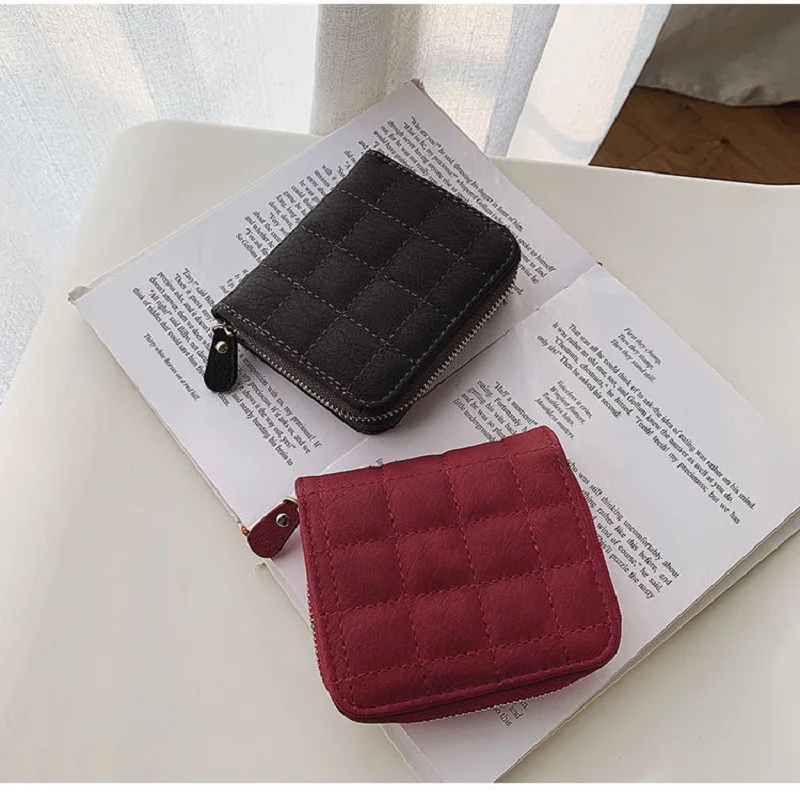 Leather Wallets for Women Minimalist Small Clutch Bifold Short Purse with Zipper Card Holder Ladies Embroidery Cute Coin Purse
