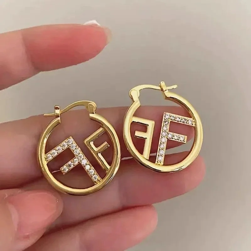2026 new letter F high-end ear ring, light luxury niche design temperament personalized earrings, jewelry ear buckle gift