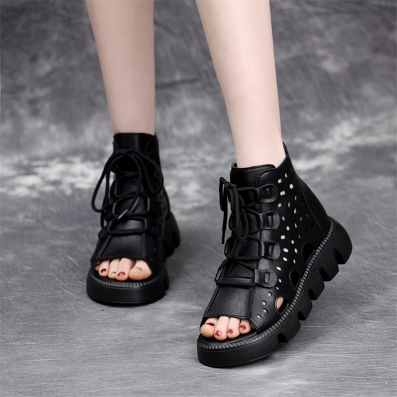 

2025 Summer New Thick Bottom Strap Sandals for Women, Non slip Soft Bottom, Hollow out Retro Roman Fish Mouth Women's Cool Boots