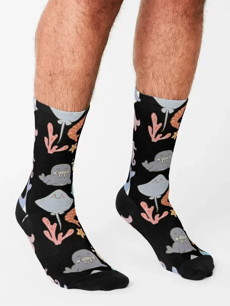 جوارب كاواي دودلز على شكل حيوانات بحرية، جوارب كرة قدم يابانية عصرية لكرة السلة للرجال، جوارب قطنية عالية الجودة للرجال والنساء