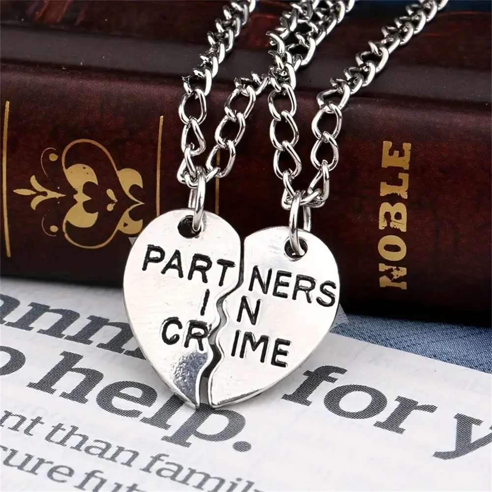 2pcs Good Friends Heart Splicing Pendant Necklace Best Friends Necklaces For Women Sequin Heart Broken Pendant Chain