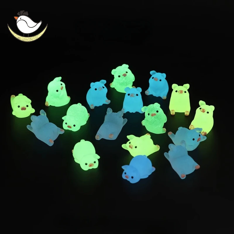 6Pcs Mini Piggy Luminous Decorations Glowing Toys Resin Decoration Miniature Figurines Dollhouse Gift for Girls Adult Table Toys