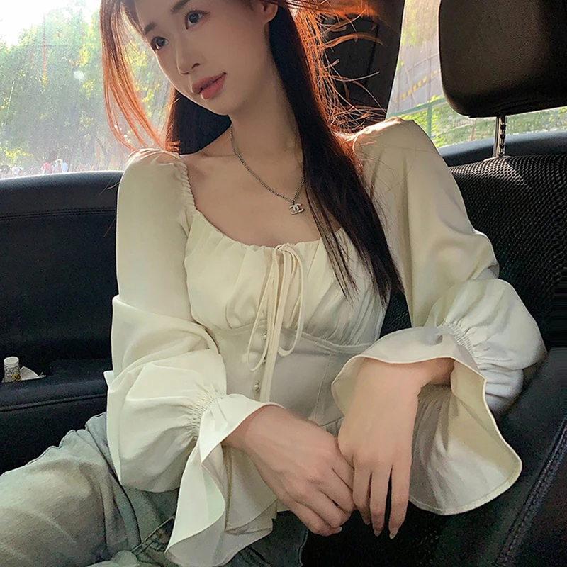 Petal Sleeve Shirts and Blouses Korea Square Collar Elegant and Youth Woman Blouses Female Top Long Sleeve Autumn Clothes 2024