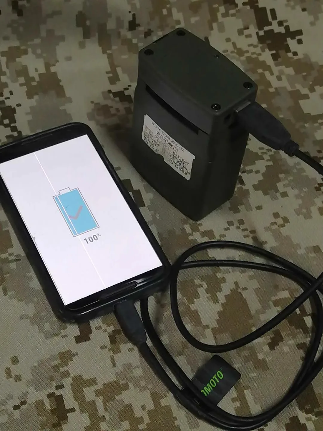 ملحقات تكتيكية للصيد في الهواء الطلق، ملحقات جهاز الاتصال اللاسلكي، شاحن TCA152 قياسي 8.4VDC عالي الكفاءة