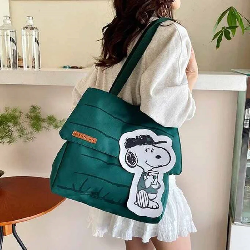 

New Snoopy Cartoon Cute Large Capacity Student Classroom Leisure Bag Fresh Commuting Travel Shopping Bag Student Shoulder Bag
