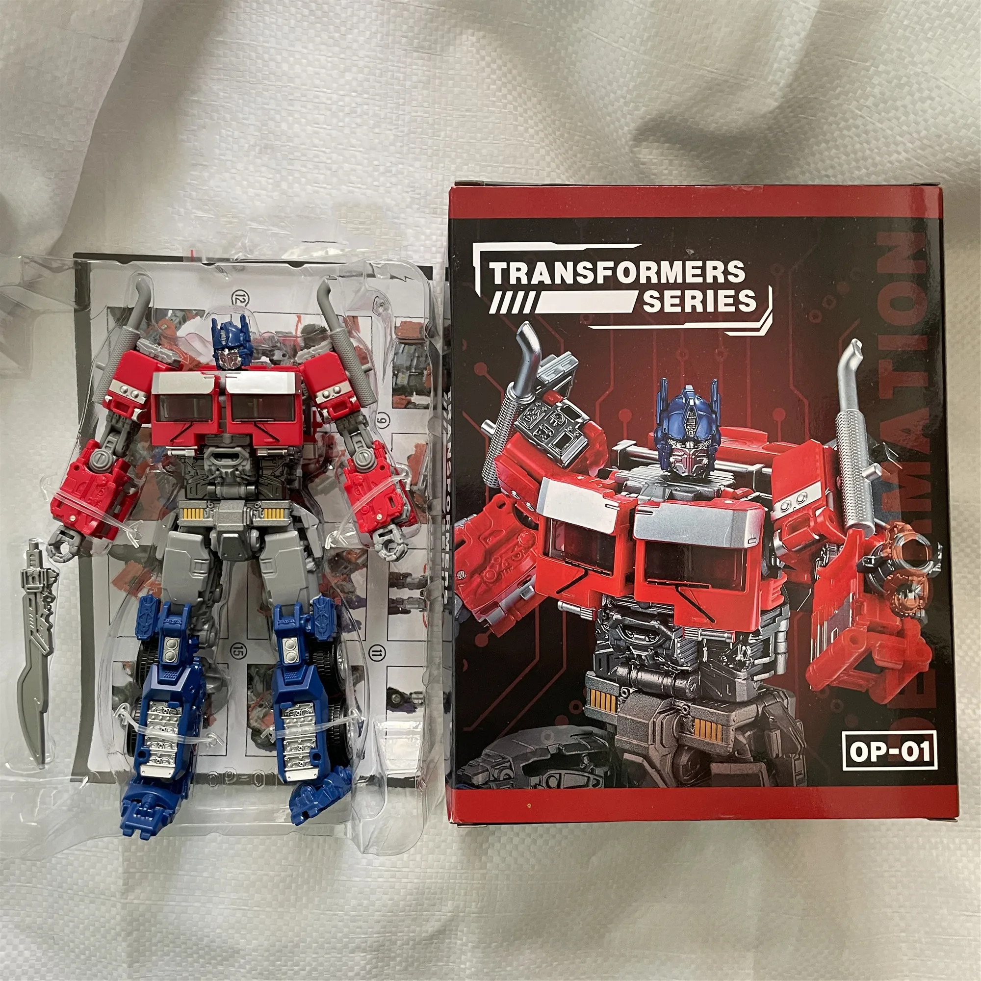 In Stock Transformers Optimus Prime Studio Series SS102 102BB Buzzworthy Bumblebee Rise of The Beasts Action Figure Model Toy