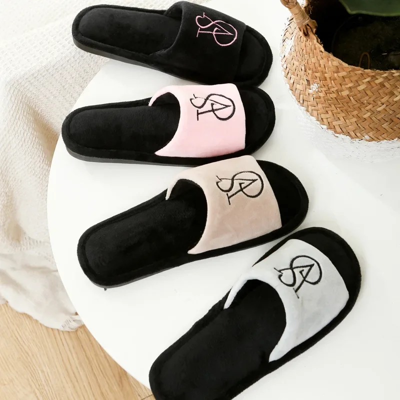 Casual Fluffy Slippers Women Home Flats Elegant Designer Shoes Girls Fashion Cotton Open Toe Platform Slipper