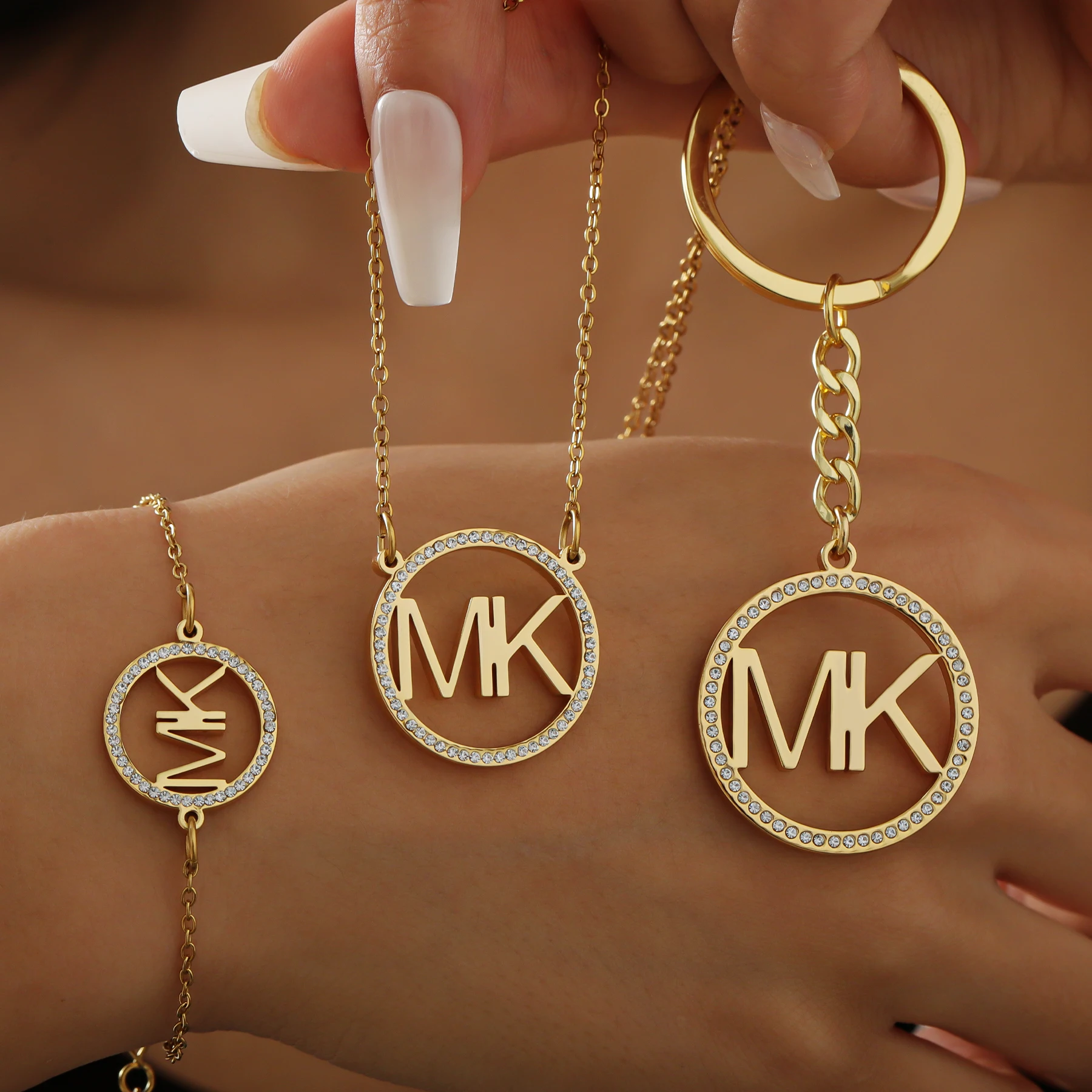 

Изготовленный на заказ комплект ювелирных изделий с круглыми бриллиантами, персонализированный кулон для пары, индивидуальный брелок/ожерелье/браслет, подарок для женщин