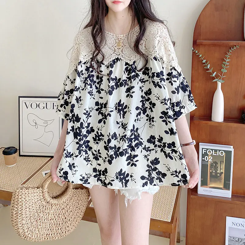 Korean Lace Patchwork Loose Shirt Tops Women Clothing Half Sleeve Hollow Out Printing Fashion Blouse Casual Vintage Summer New