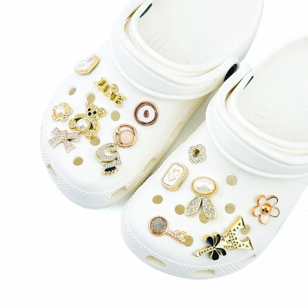 14Pcs Fashion Shoe Charms Set for Sandals Clogs DIY Accessories Golden Bear Shoe Decorations Buckle for Women