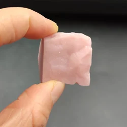 1pc Natural Pink Opal Raw Stone Rough Quartz Crystal Reiki Healing Rock Mineral Specimen Aquarium Home Decoration