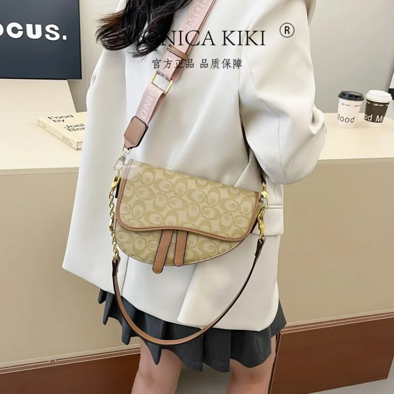 

Шикарная женская сумка через плечо из кожи с рисунком звезды и эластичной брюсселью Элегантный просторный мягкий повседневный вид