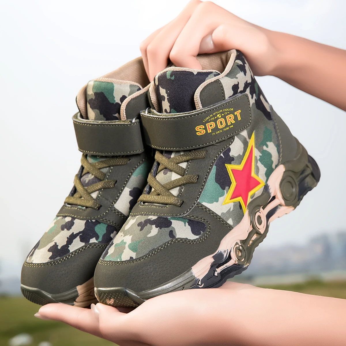 

Children's High-Top Snow Boots Cotton Plush Lined Non-Slip Autumn Winter Sports Camouflage Shoes Medium Large Sizes