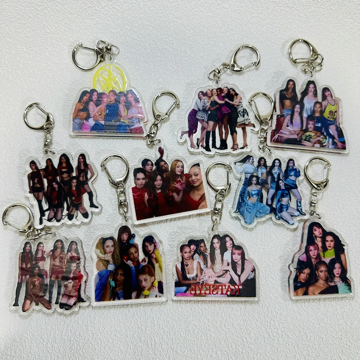 Katseye Popular girl group 6cm acrylic keychain Rapper Manon  Yoonchae Jeung Sophia Laforteza Fan commemorative gift