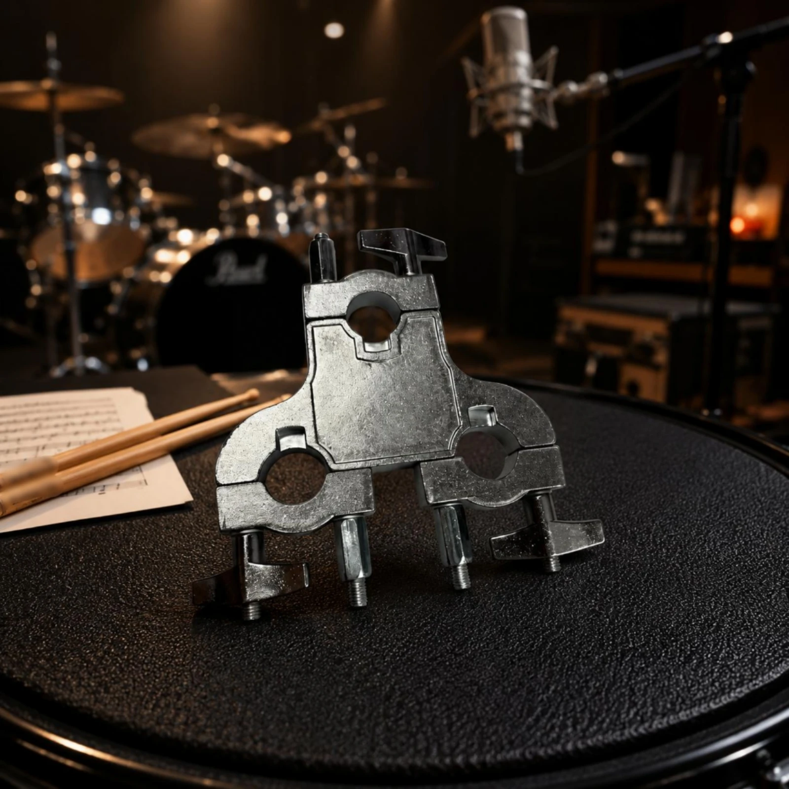 suporte-de-montagem-compacto-de-tres-furos-para-bateria-com-parafusos-de-aperto-e-textura-para-instrumentos-de-percussao