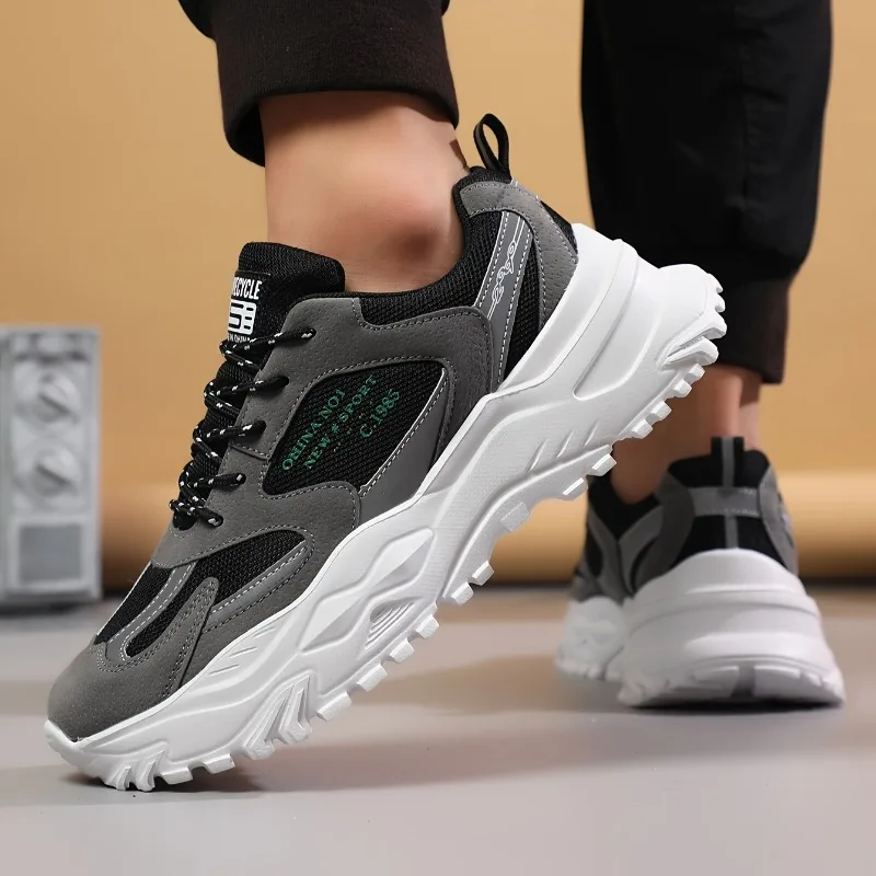 Męskie buty casualowe typu low-top, antypoślizgowe, odporne na ścieranie, wygodne, z siateczki, oddychające, masywne sneakersy w stylu retro.