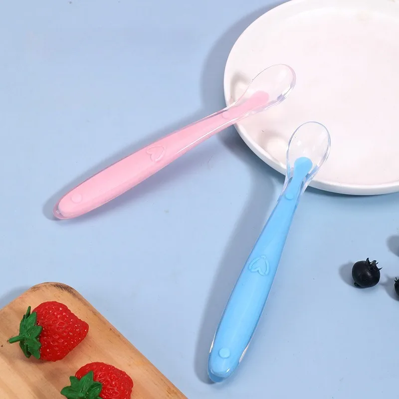 보관 상자가있는 아기 부드러운 실리콘 스푼 캔디 색상 온도 감지 스푼 어린이 식품 먹이 요리 피더 기기