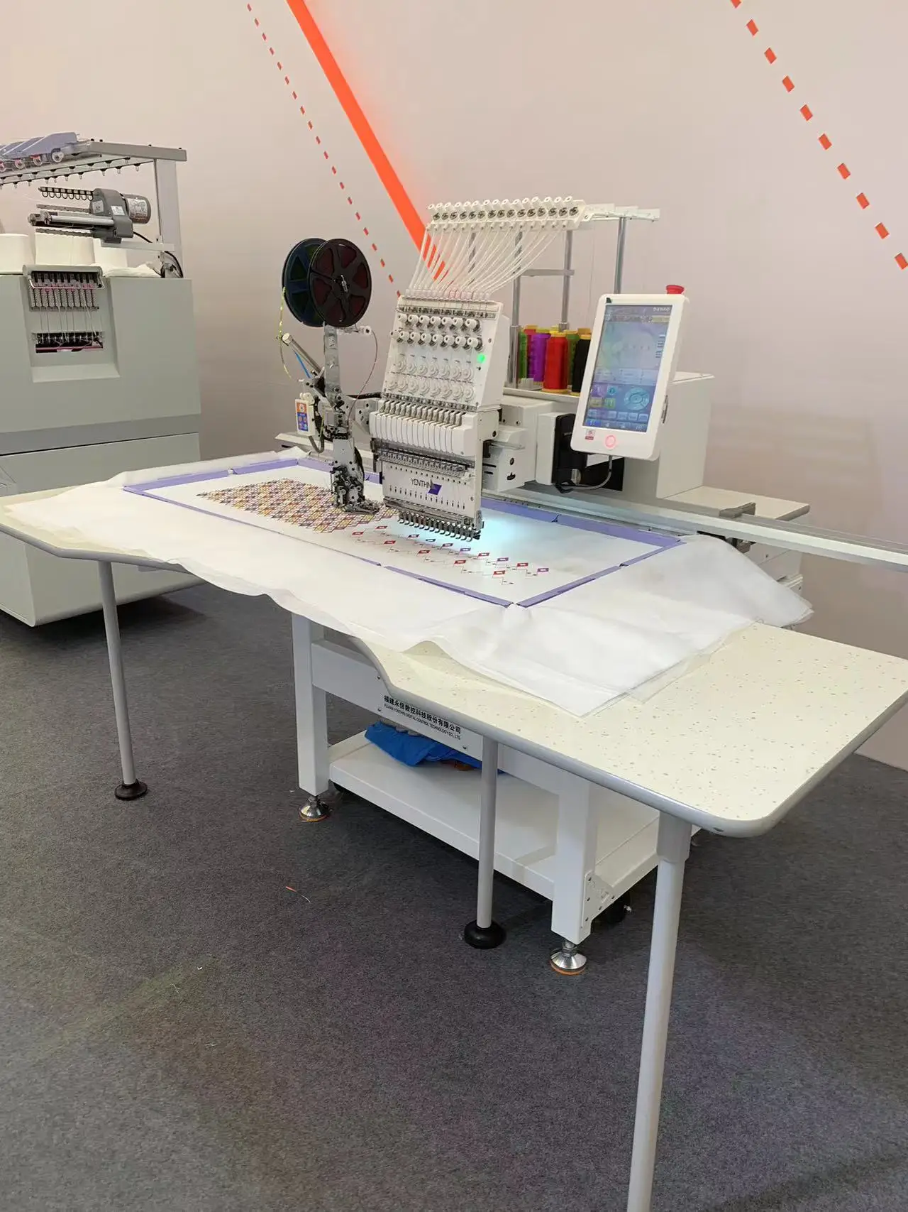 Yonthin Embroidery Machine 1201Wth Easy Cording Bead Flat Multi-functional Embroidery Machine