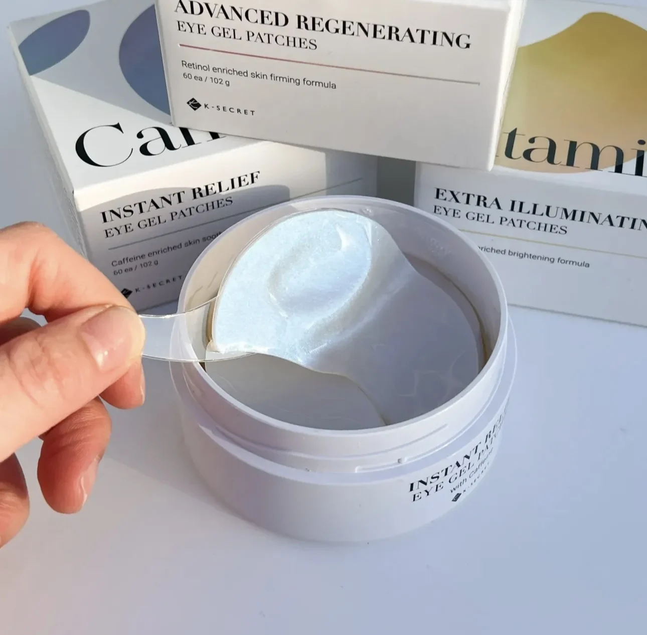 Parches de Ojos K-SECRET con Cafeína para Alivio Instantáneo, Vitamina C, Gel Iluminador, Retinol, Gel Regenerador Avanzado