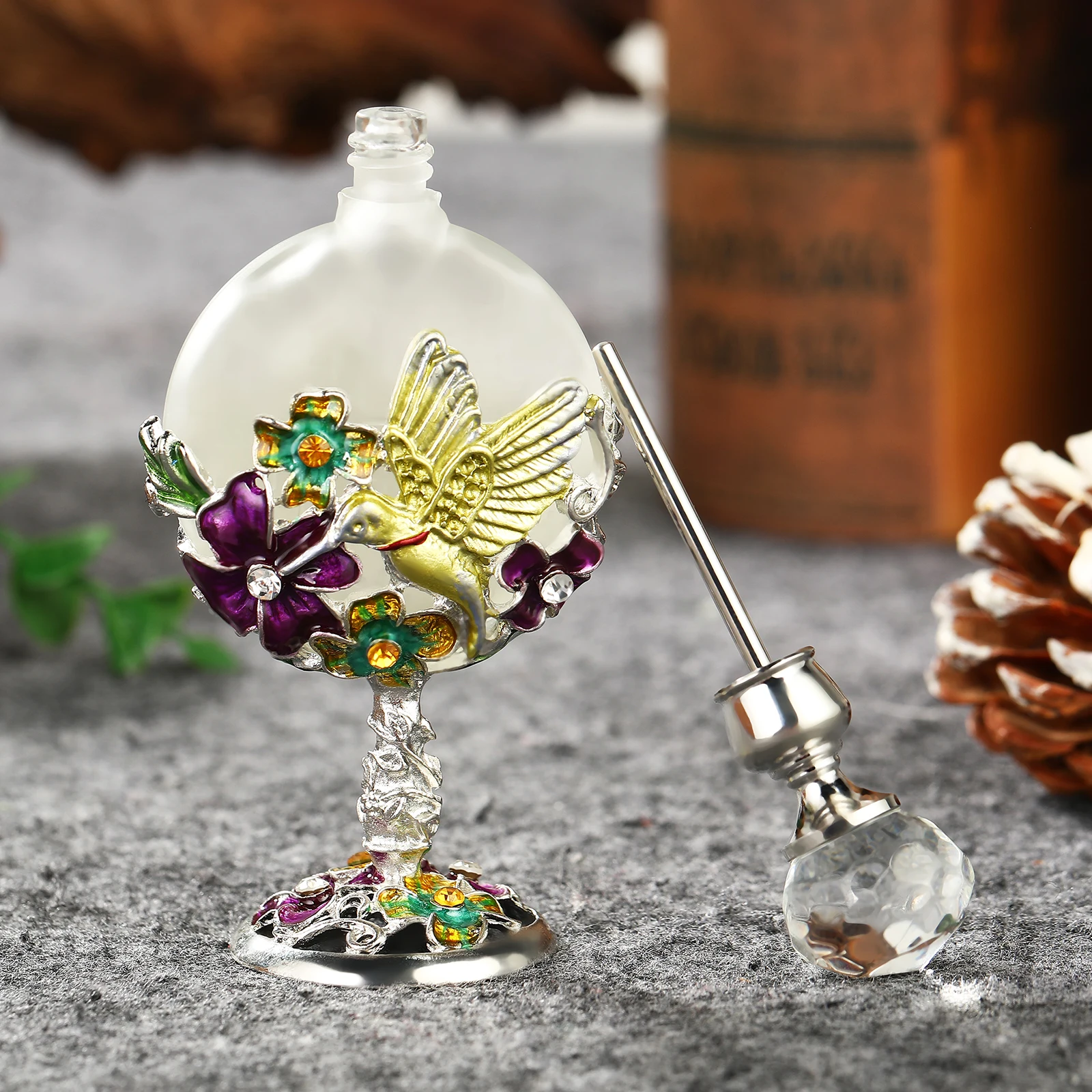 7ml Goblet Perfume Bottle Empty Vintage Golden Slime Container Metal Enamel Bird Flower Embossed Decor Crystal Cap Refillable