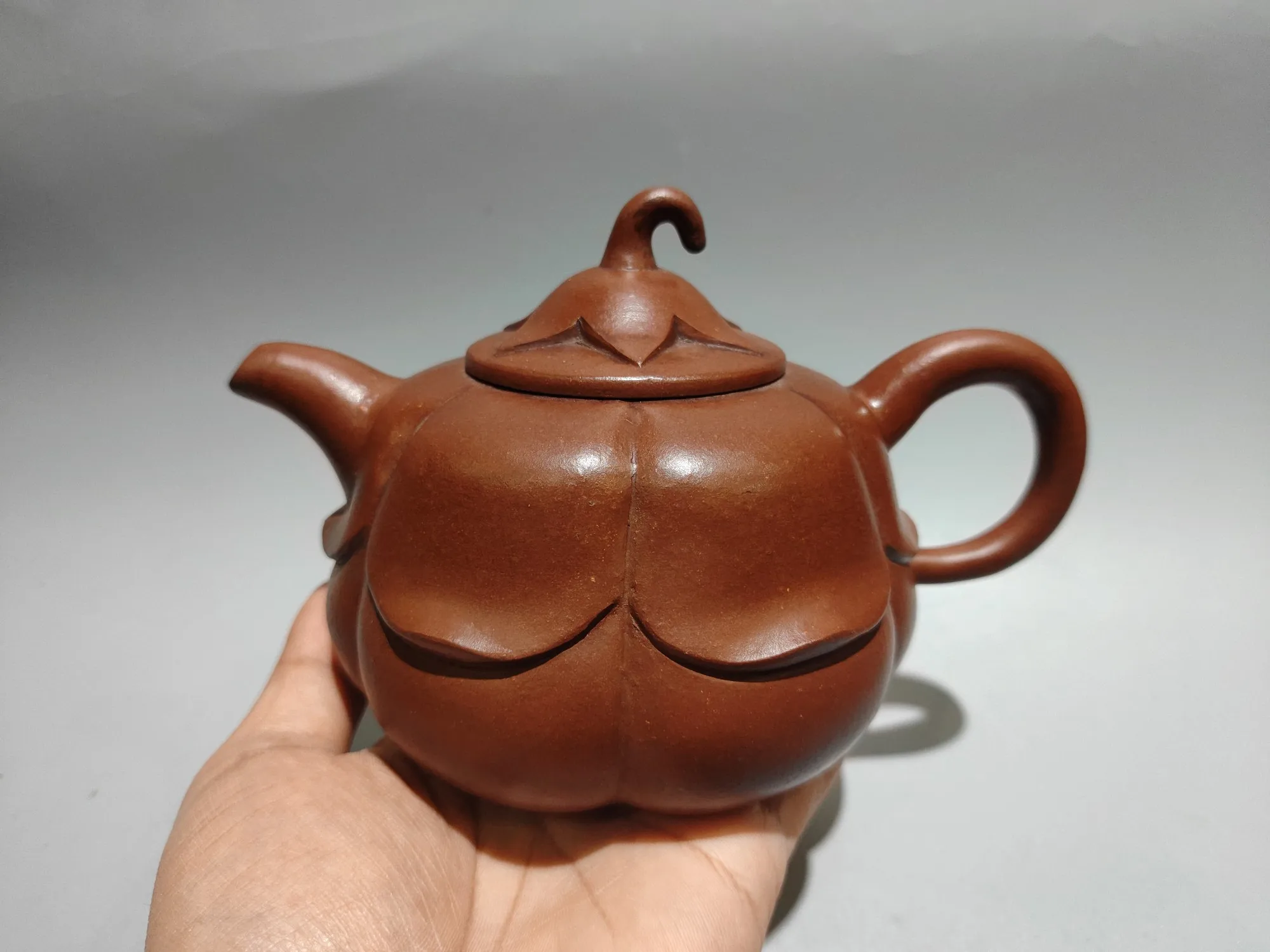 Yixing Purple Clay Pot Old Purple Mud Melon pot Pumpkin shaped teapot Melon texture pot kettle teapot Tea Charm