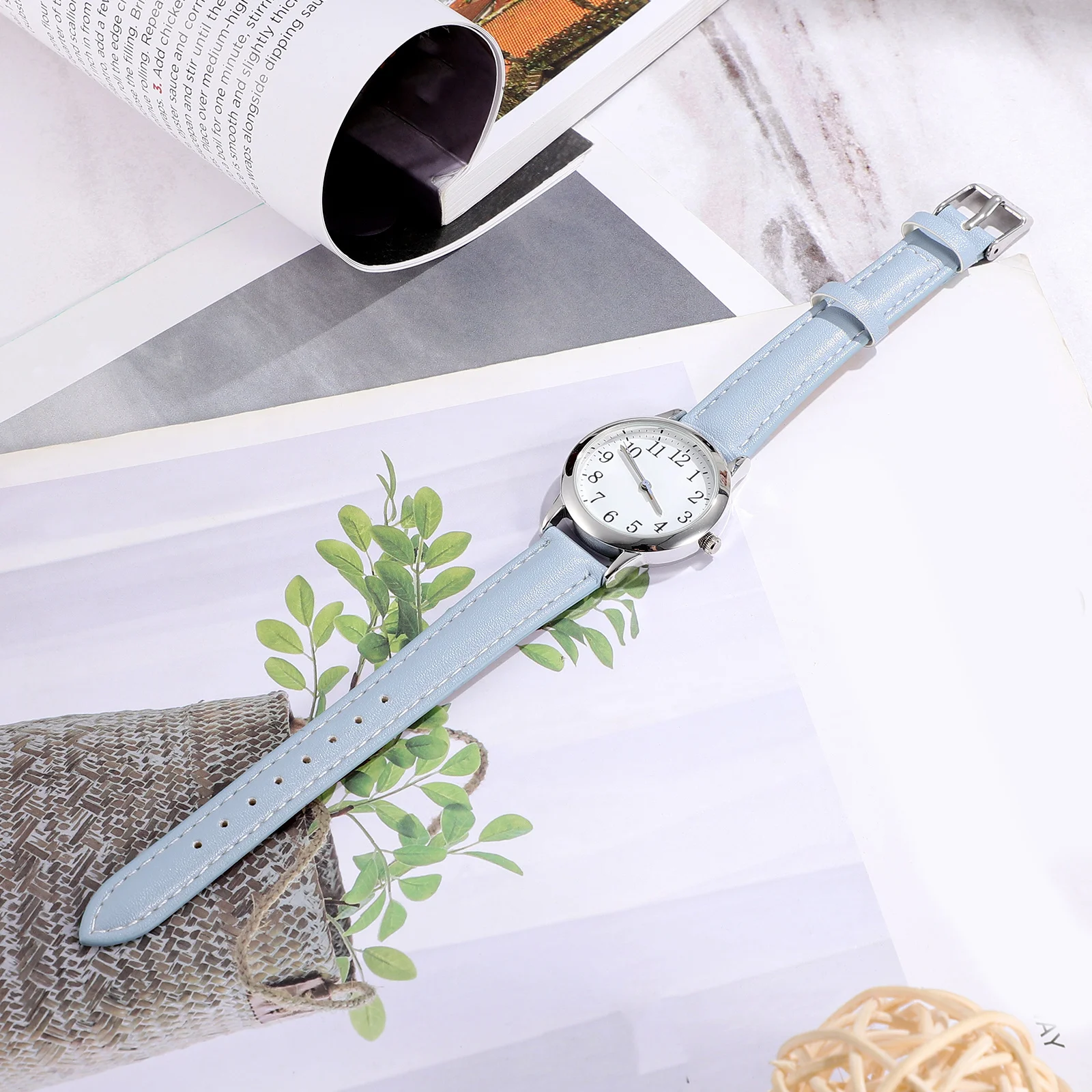 

Waterproof Women Quartz Watch Casual Strap Fashionable Wristwatch Classic for Daily Use Waterproof Watch