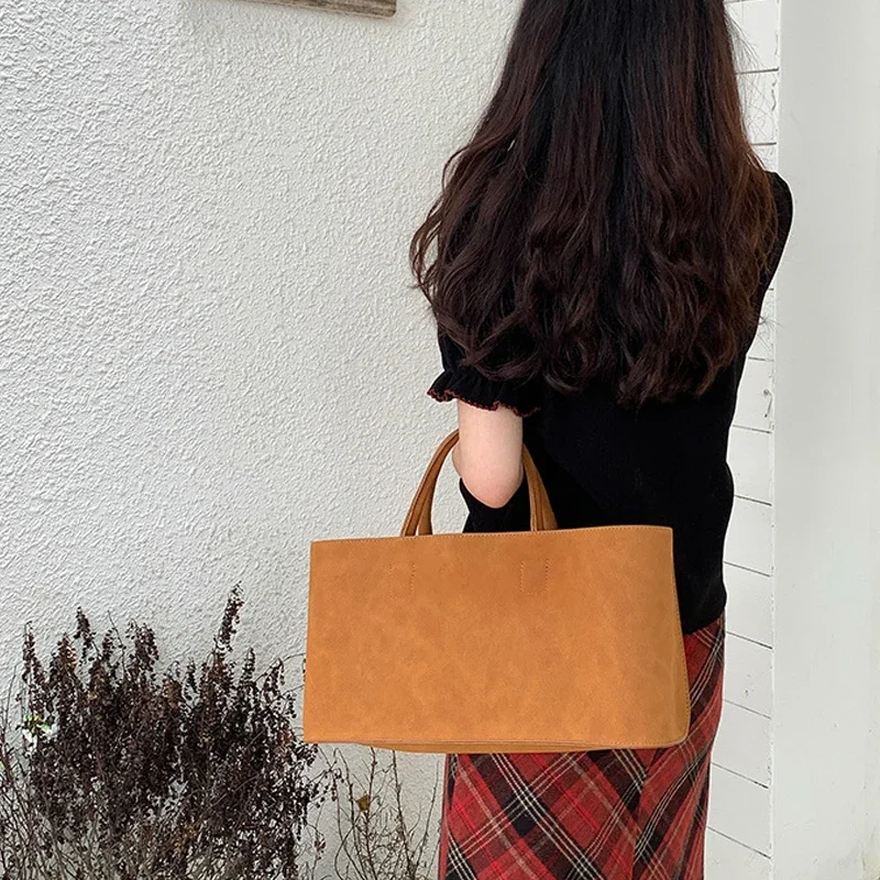 

Vintage Faux Suede Tote Bag Hobos Women Handbags Simple Large Capacity Shopper Purses Trend Autumn and Winter Bag 2024