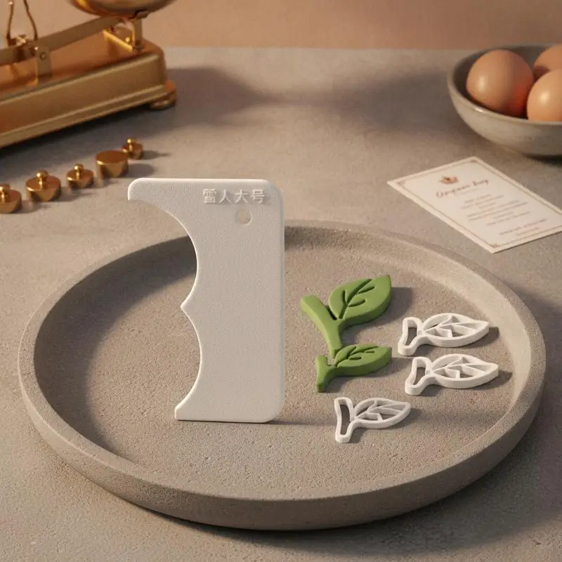 Adjustable Cake Decorating Scraper Smoother Non-slip Fondant Cream Leveling Spatula Tool for Home Baking DIY Use