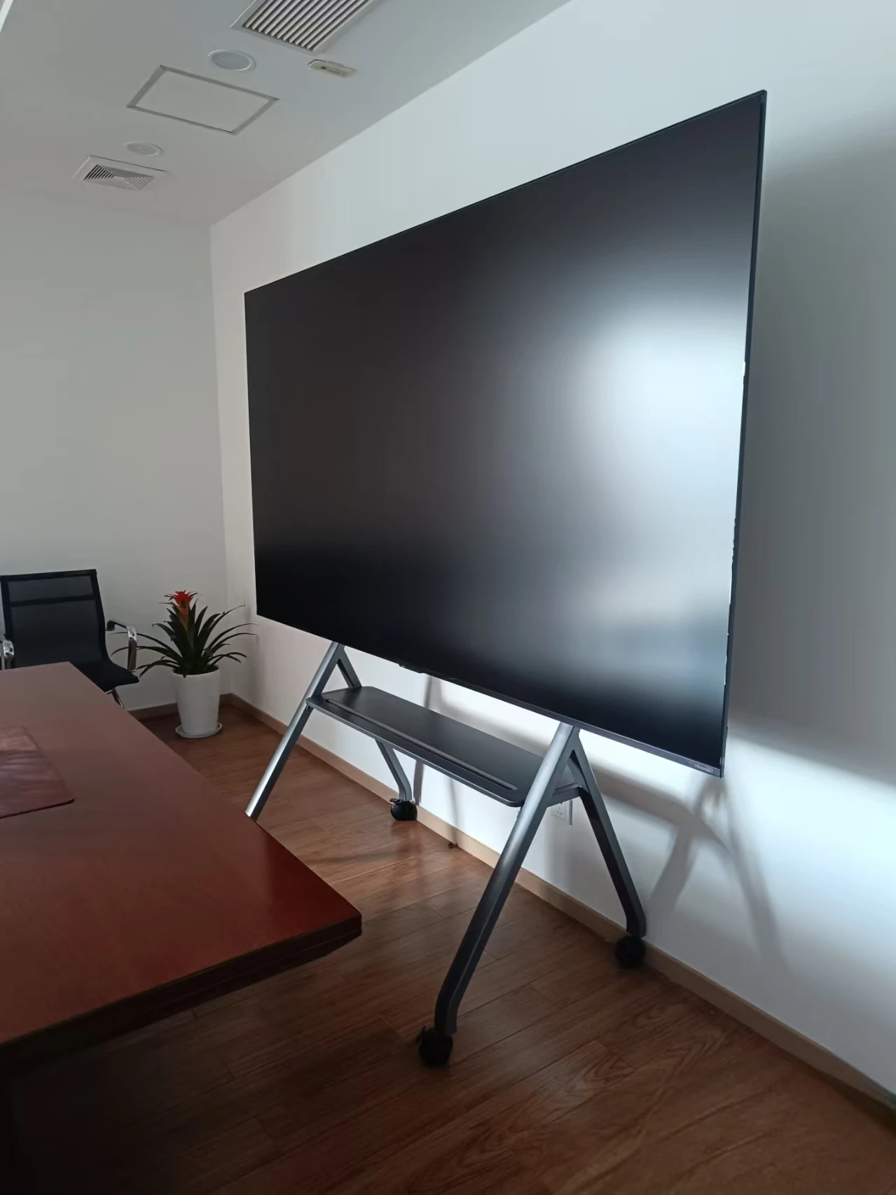 Display LED Personalizzati con Protezione Impermeabile, Specchio Fitness per Centri Fitness, Schermo Touch, Smart TV, Display Digitale per Allenamento