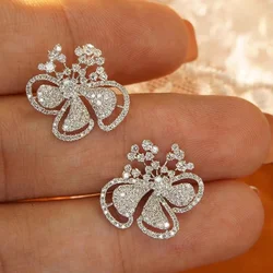Huitan Beautiful Flower Stud Earrings Dazzling Cubic Zircon Gentle Wedding Jewelry for Lady Graceful Accessories for Engagement